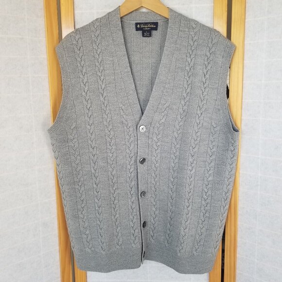 Brooks Brothers Sweater Vest Cardigan Cable Knit Wool Gray Saxxon Size Large - Picture 1 of 5